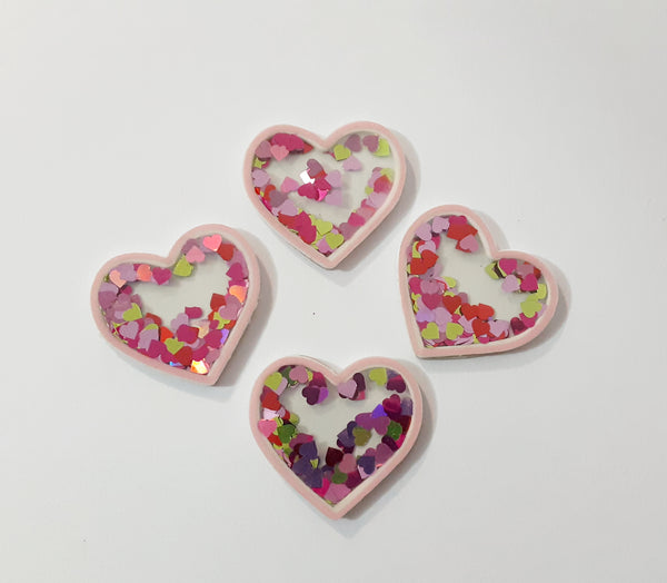 SHAKER CORAZON CONTORNO ROSA CORAZONES, MIDE 5 CMS