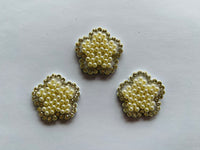 FLOR PERLAS Y PIEDRAS 5 CMS